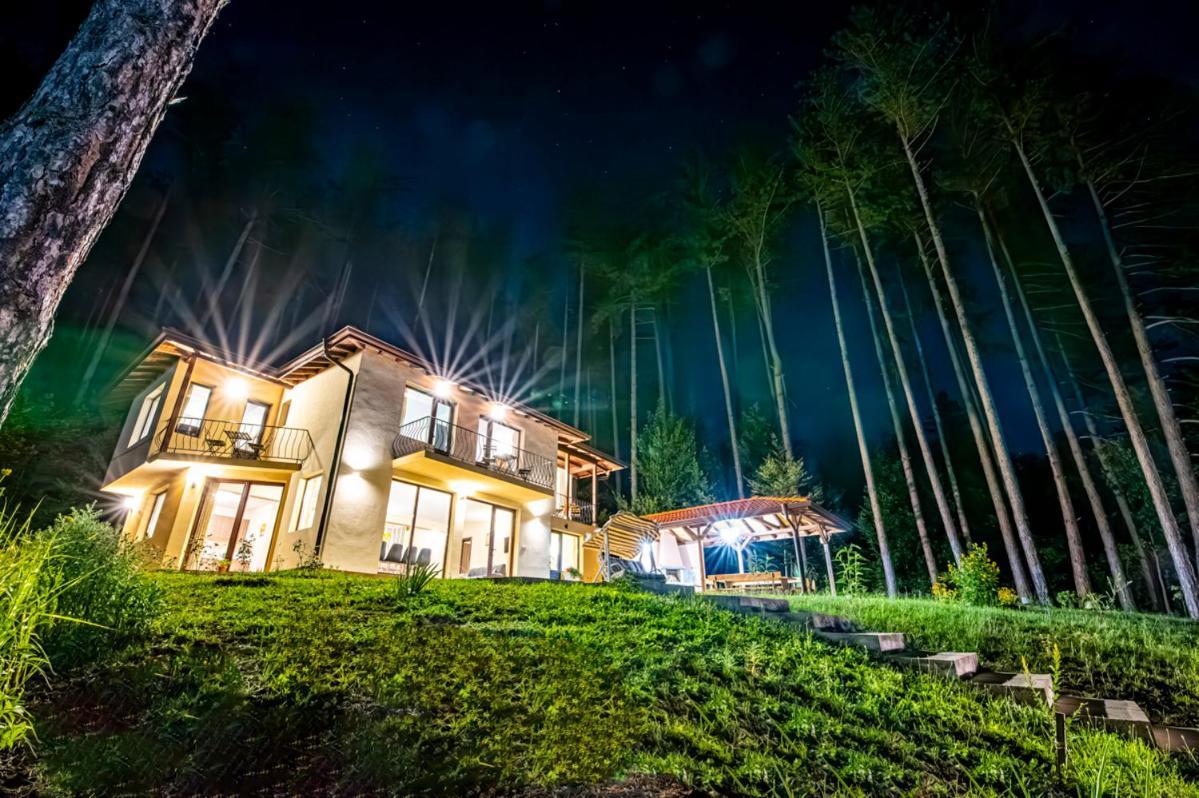 хепи Villa *